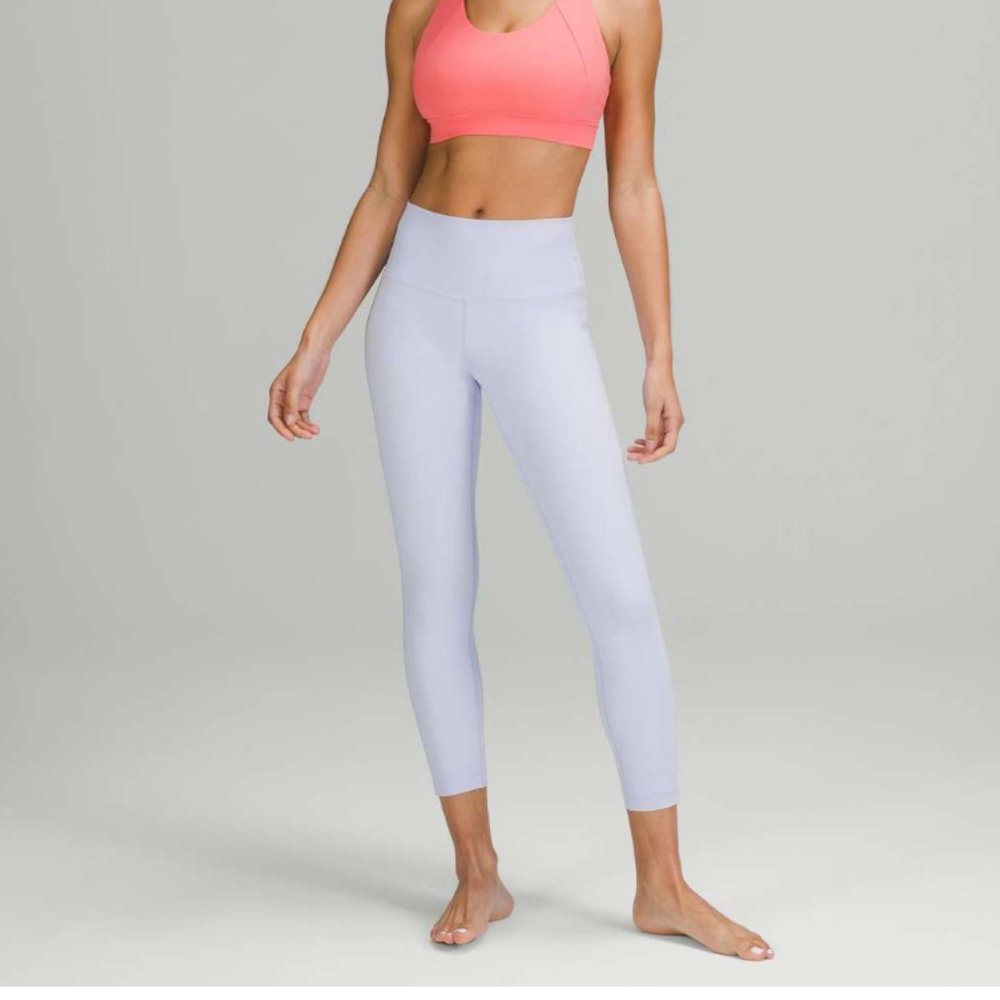 LULULEMON Light Purple Wunder Under Size 4